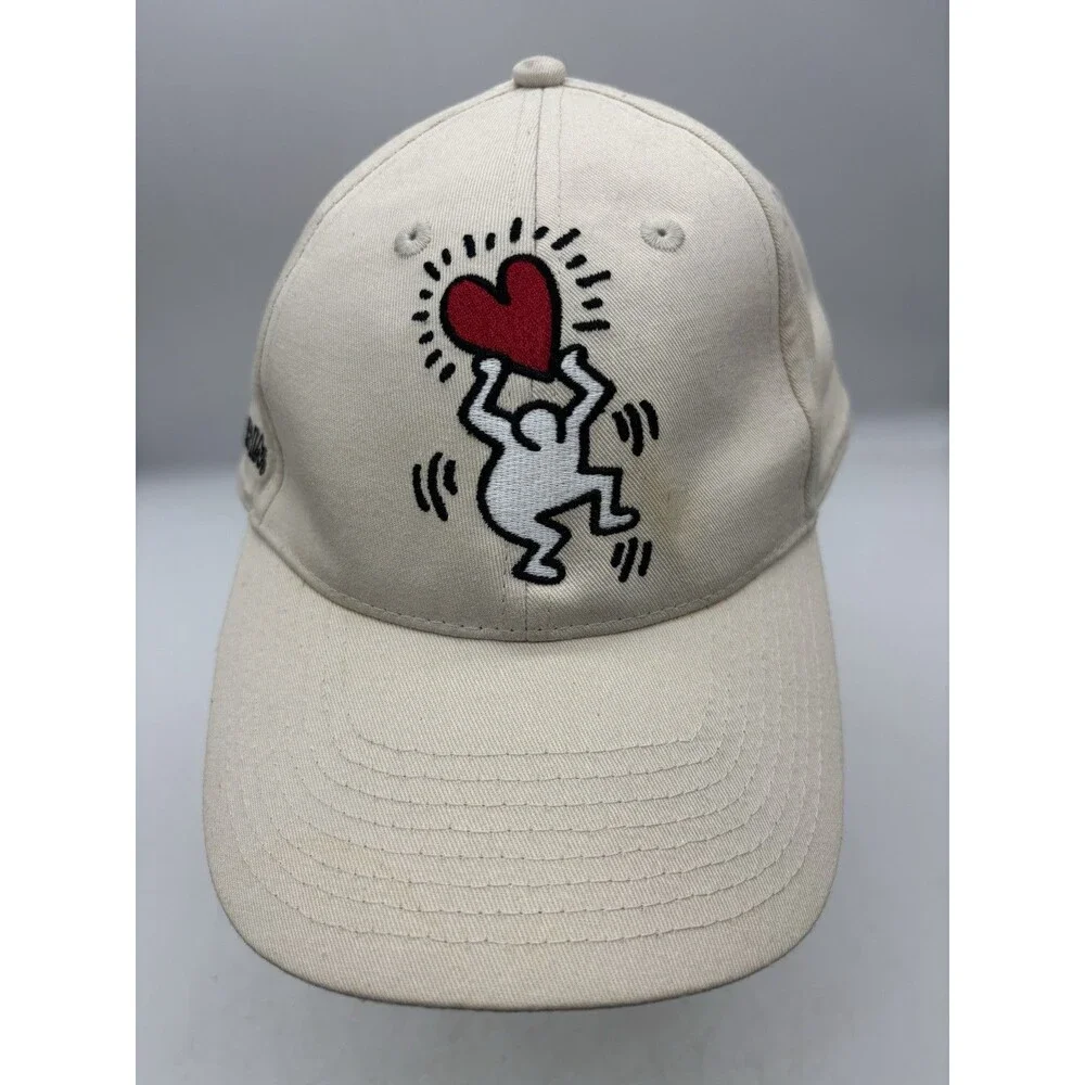 Keith Haring HM Hat Beige Cotton Dancing Figure Red Heart Dad Cap